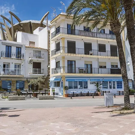 Velamar Apartman *